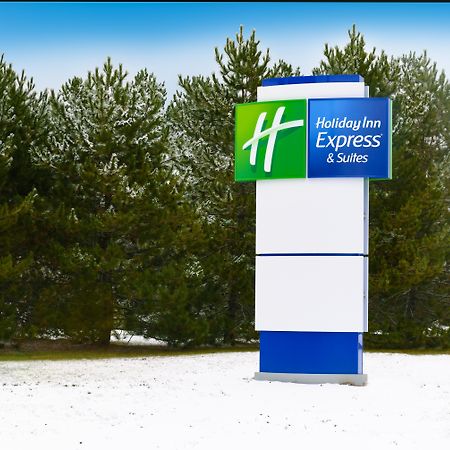 Holiday Inn Express & Suites Hayward By Ihg Exterior photo