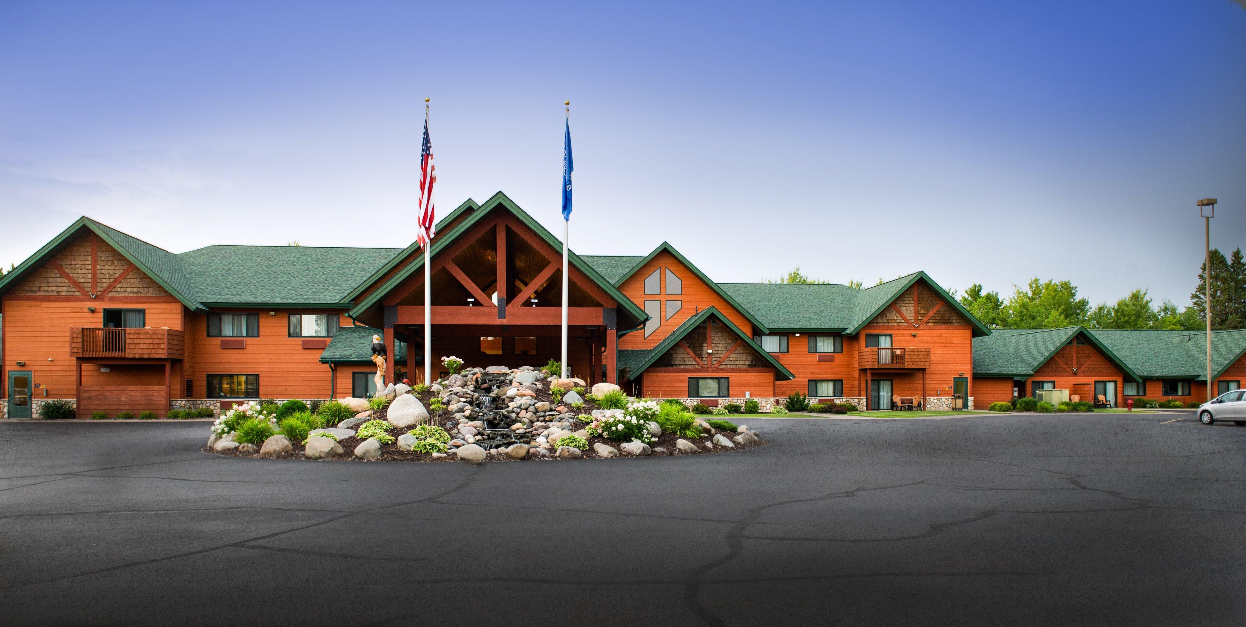 Holiday Inn Express & Suites Hayward By Ihg Exterior photo