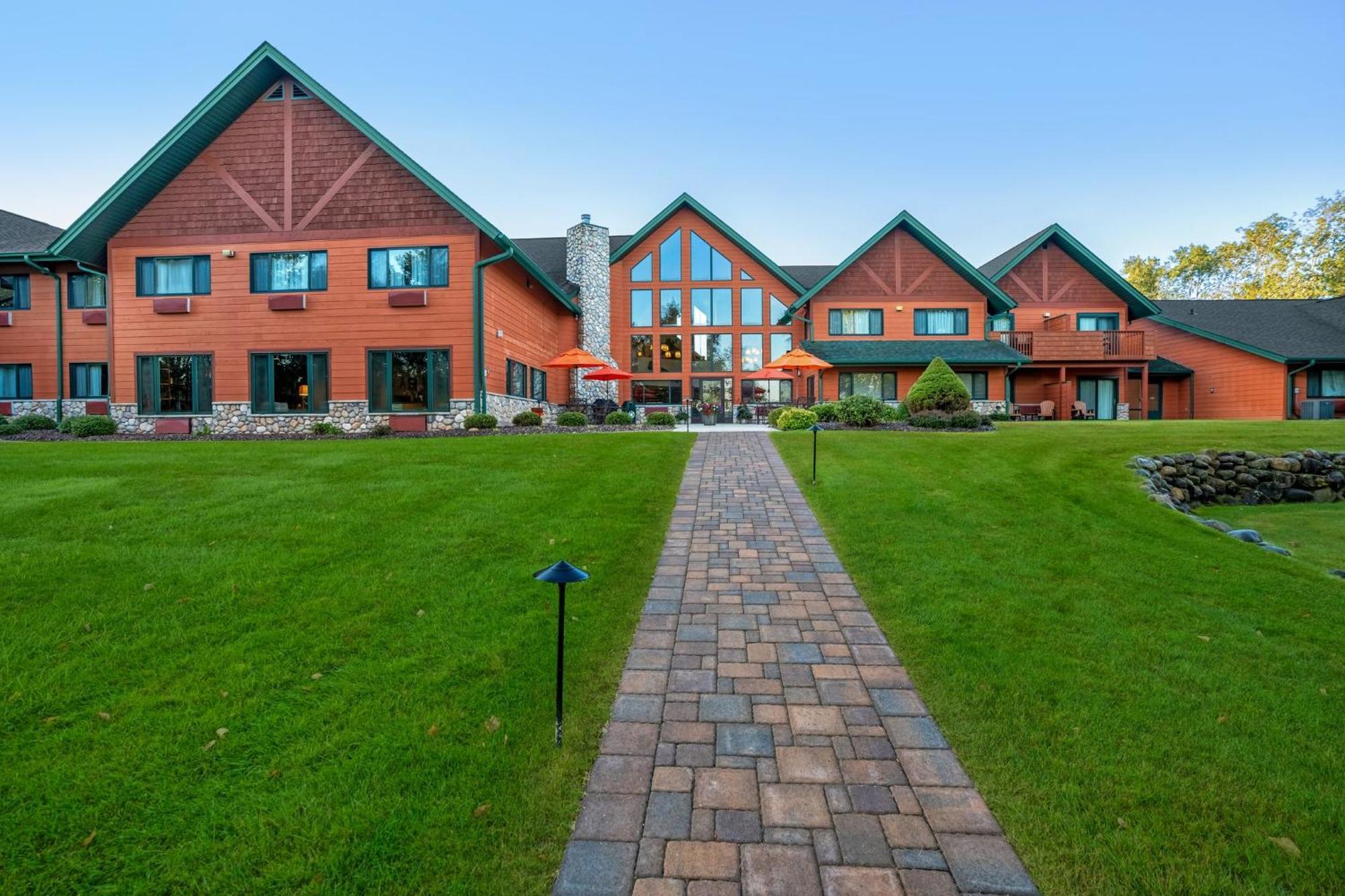 Holiday Inn Express & Suites Hayward By Ihg Exterior photo
